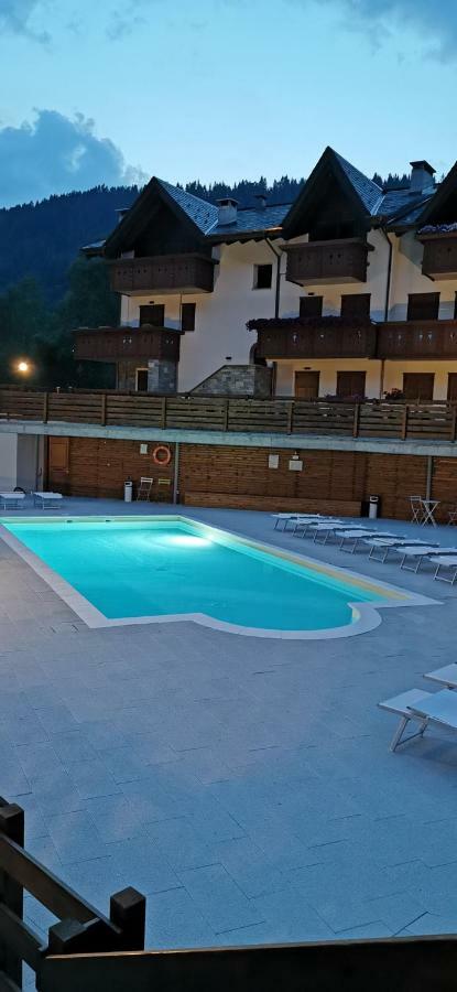 Borgo Alpino Chalet 4 Aprica Buitenkant foto